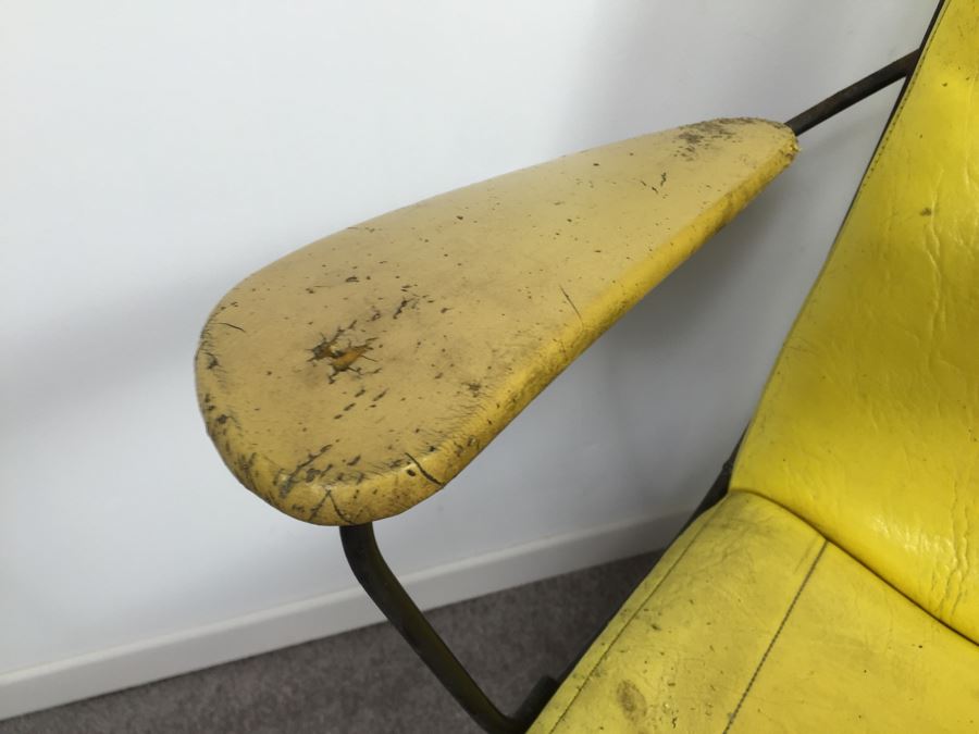 Mid-Century Modern Homecrest Furniture Metal Wire Swivel Rocker Armchair Bottemiller With Banana Yellow Cushions [Photo 9]