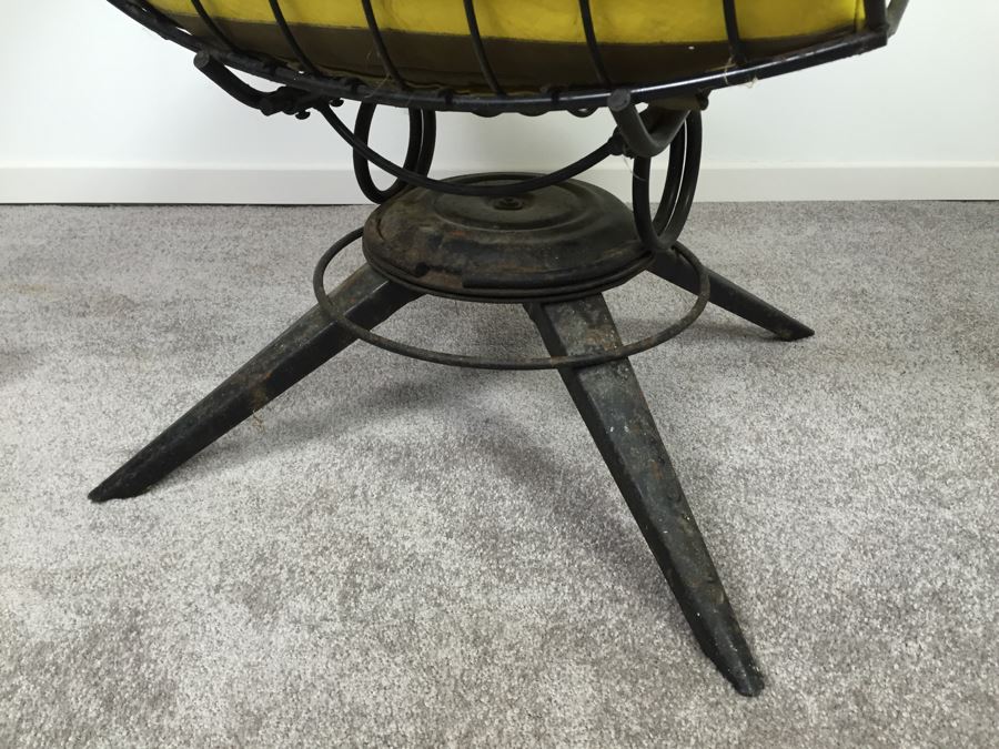 Mid-Century Modern Homecrest Furniture Metal Wire Swivel Rocker Armchair Bottemiller With Banana Yellow Cushions [Photo 12]