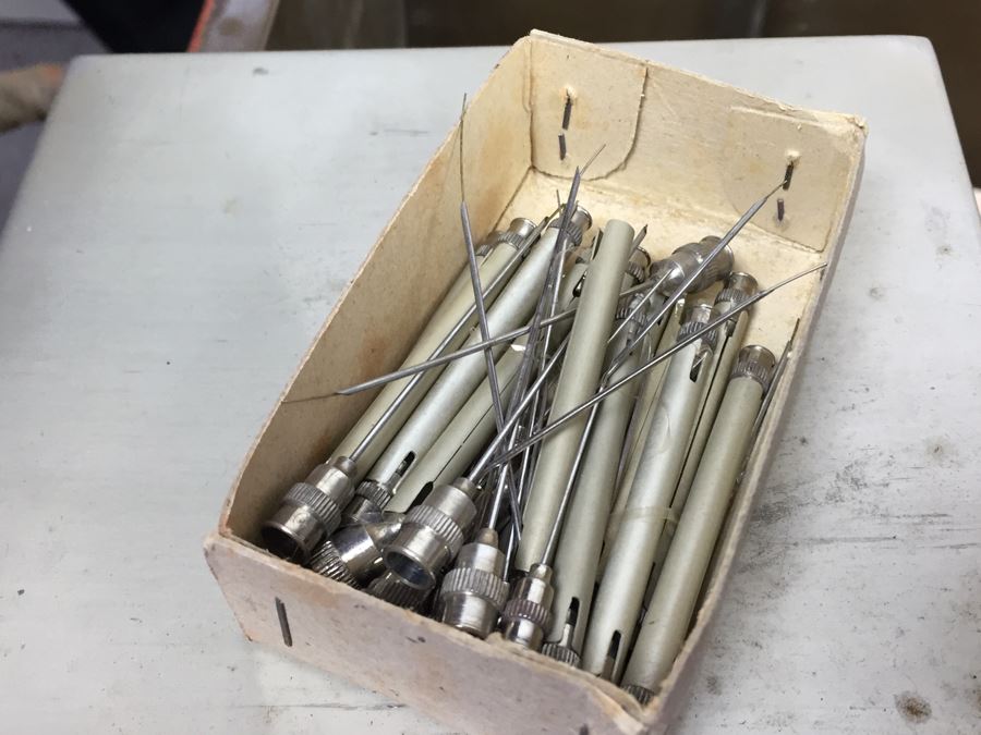 Historical World War II Military Medical Trunk With Japanese Writing Filled With Medical Supplies And Accessories Including Japanese Drugs [Photo 118]