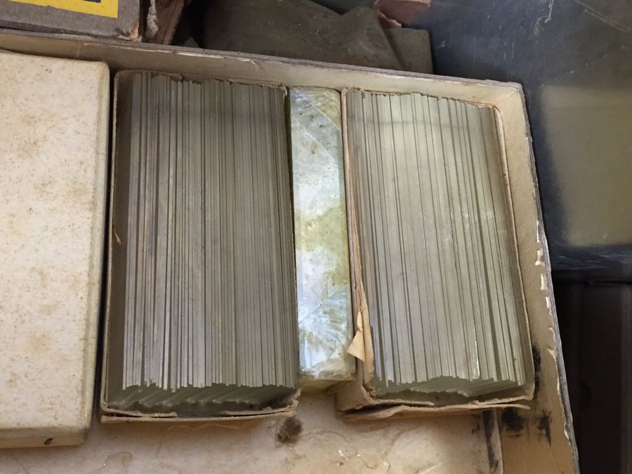 Historical World War II Military Medical Trunk With Japanese Writing Filled With Medical Supplies And Accessories Including Japanese Drugs [Photo 76]