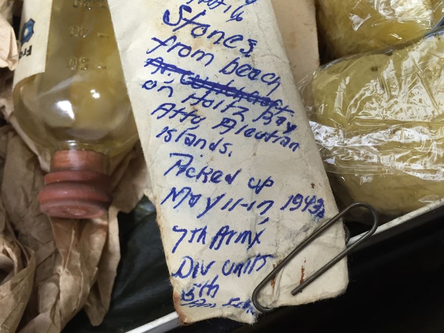 Historical World War II Military Medical Trunk With Japanese Writing Filled With Medical Supplies And Accessories Including Japanese Drugs [Photo 49]