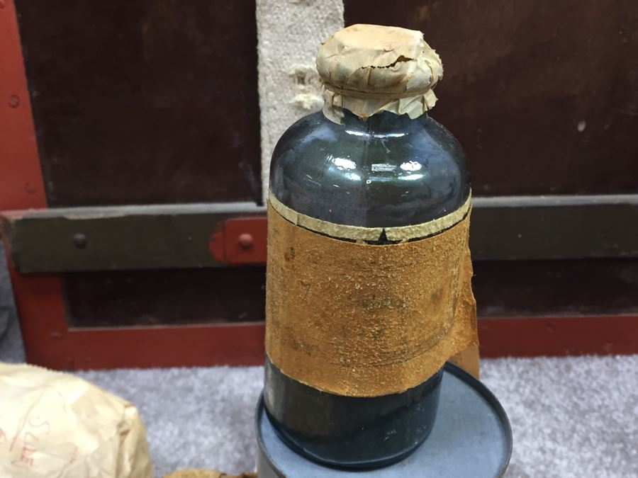 Historical World War II Military Medical Trunk With Japanese Writing Filled With Medical Supplies And Accessories Including Japanese Drugs [Photo 101]