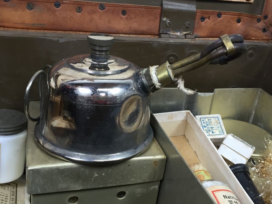 Historical World War II Military Medical Trunk With Japanese Writing Filled With Medical Supplies And Accessories Including Japanese Drugs [Photo 81]