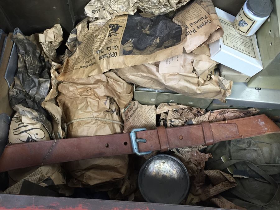 Historical World War II Military Medical Trunk With Japanese Writing Filled With Medical Supplies And Accessories Including Japanese Drugs [Photo 80]