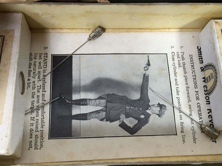 Historical World War II Military Medical Trunk With Japanese Writing Filled With Medical Supplies And Accessories Including Japanese Drugs [Photo 64]