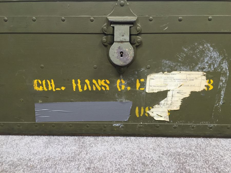 Vintage USMC Military Foot Locker Trunk Filled With Period Military Clothes And Other Items [Photo 4]