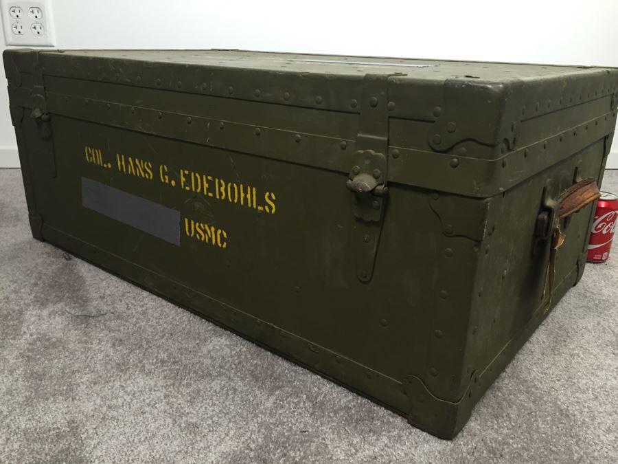 Vintage USMC Military Foot Locker Trunk Filled With Period Military Clothes And Other Items [Photo 9]