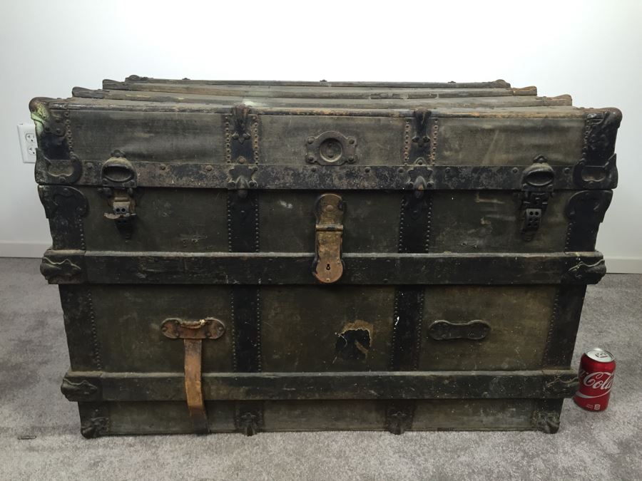 Antique Steamer Trunk The Yale & Towne Mfg Co