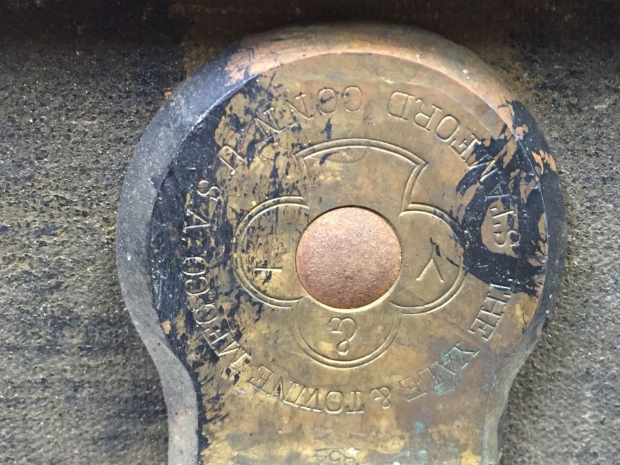 Antique Steamer Trunk The Yale & Towne Mfg Co [Photo 2]