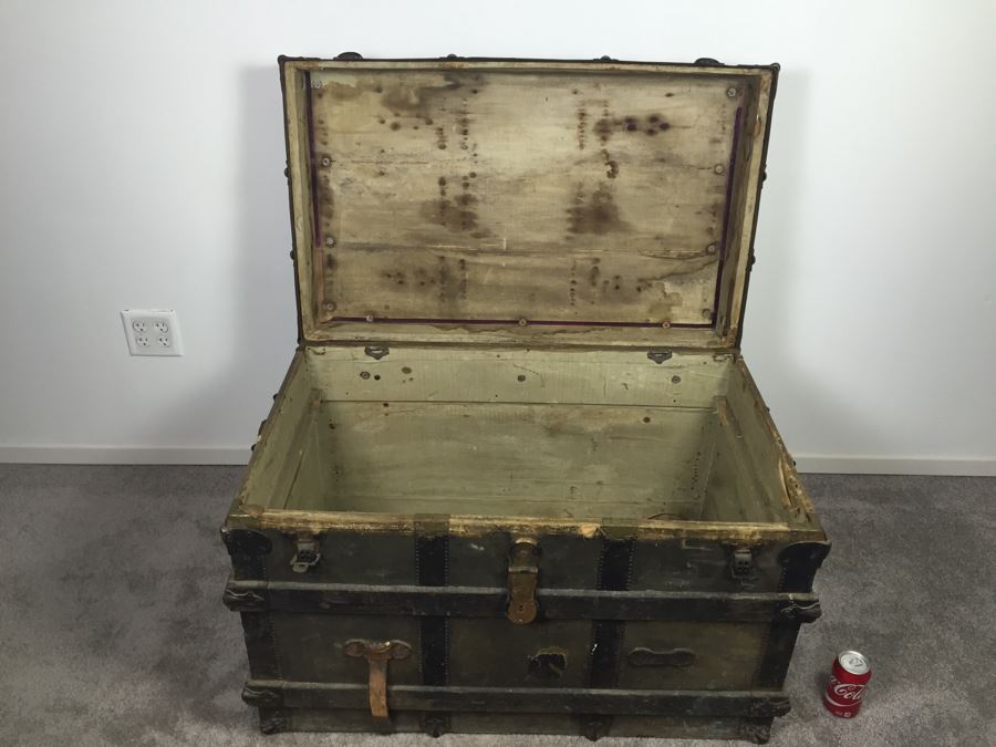 Antique Steamer Trunk The Yale & Towne Mfg Co [Photo 12]
