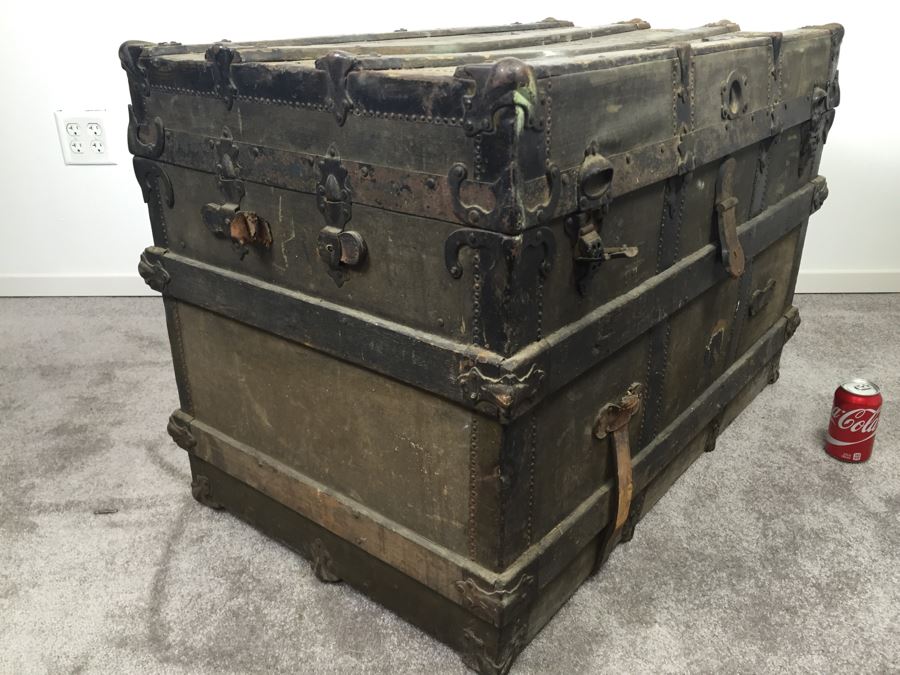 Antique Steamer Trunk The Yale & Towne Mfg Co [Photo 3]