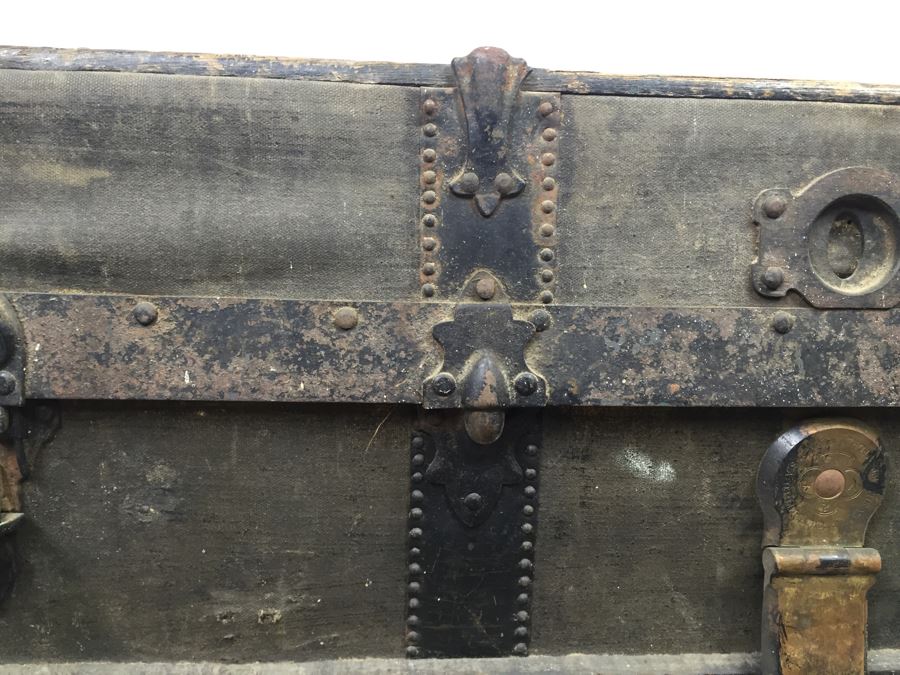 Antique Steamer Trunk The Yale & Towne Mfg Co [Photo 5]