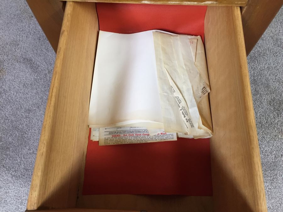 Vintage Vanity Desk With Flip Up Mirror And Some Office Supplies In