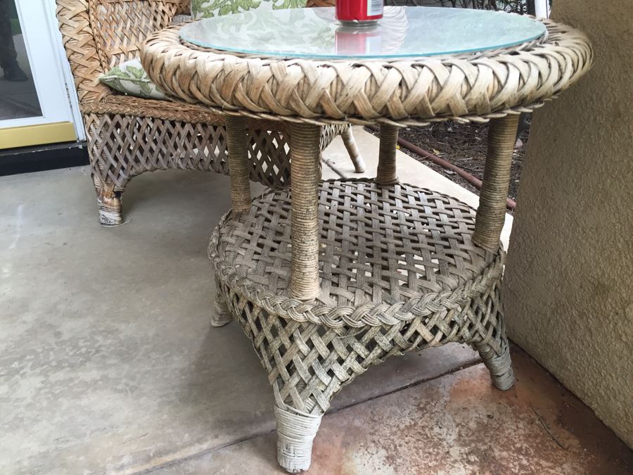 Woven Wicker Armchair With Side Table [Photo 2]