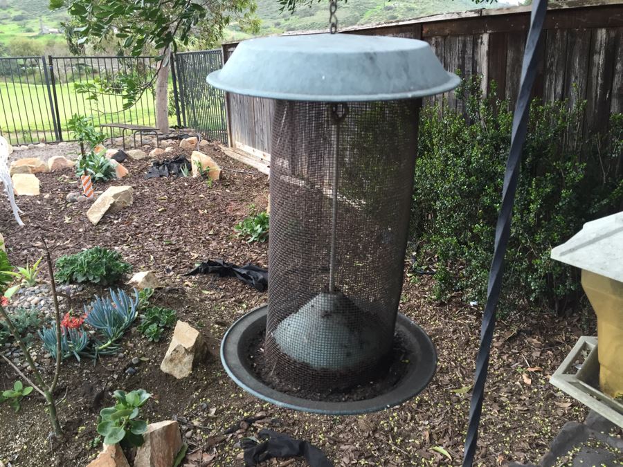 metal bird feeder stand