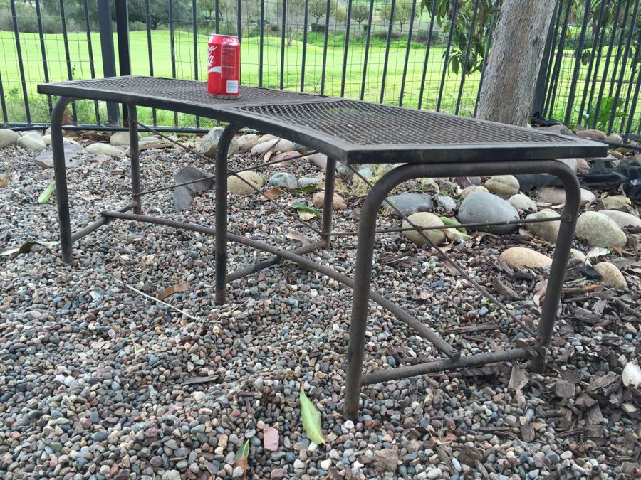 Outdoor Metal Curved Bench