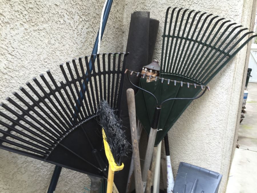 Garden Tool Lot With Shovels, Rakes, Tree Trimmer [Photo 4]