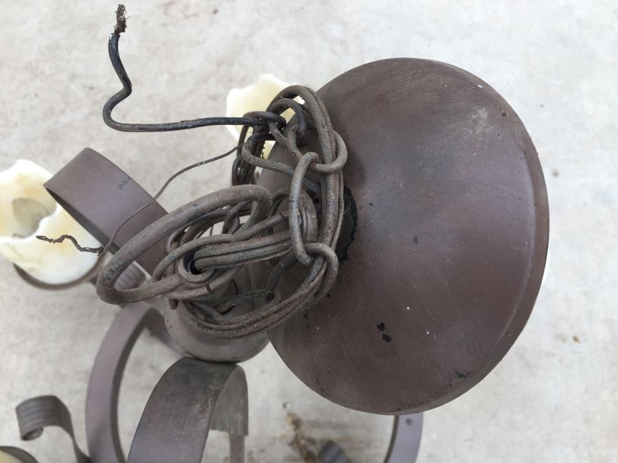 Outdoor Metal Light Fixture [Photo 7]