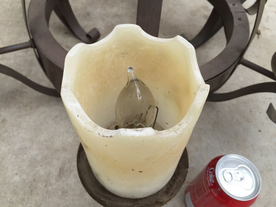 Outdoor Metal Light Fixture [Photo 3]