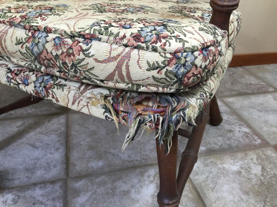 Vintage Armchair With Bamboo Motif [Photo 9]