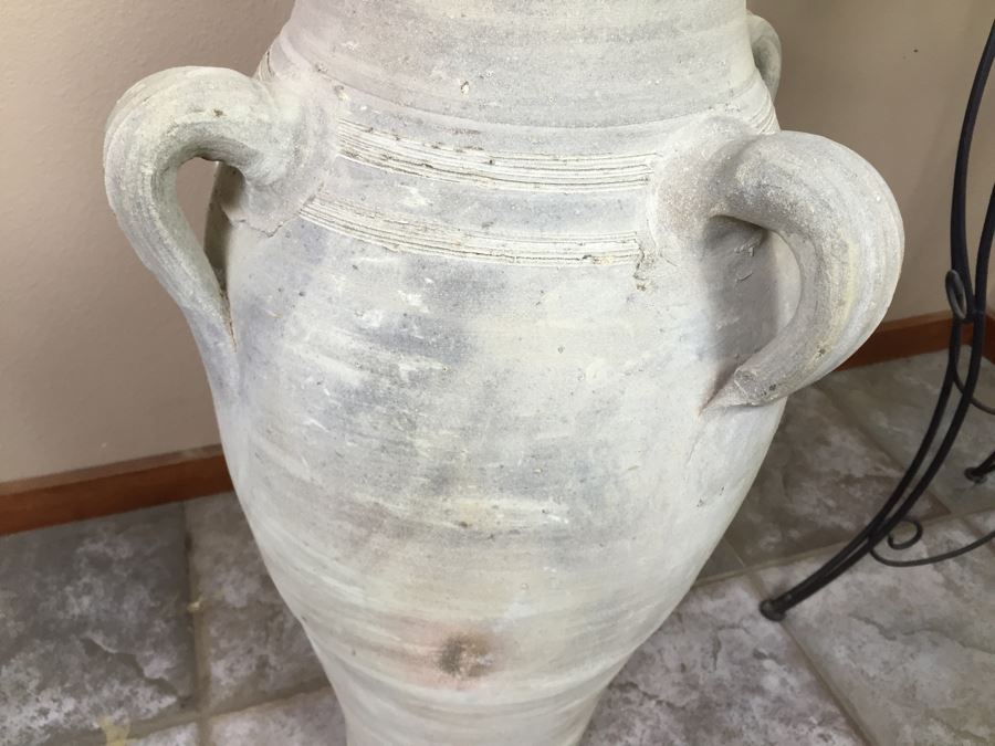 Large Pot And Plant Stand [Photo 7]