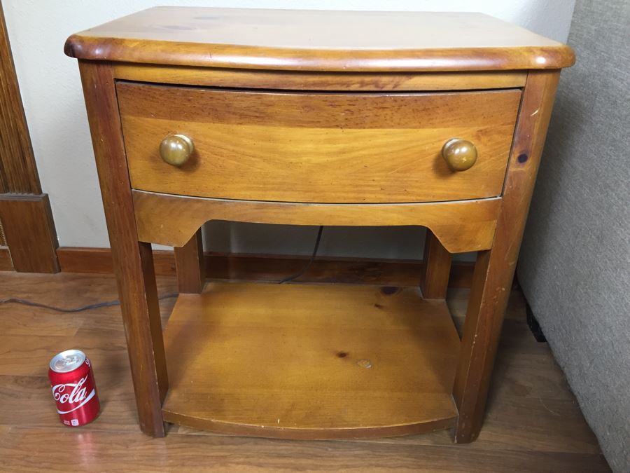 Stanley Furniture Wooden Side Table [Photo 6]