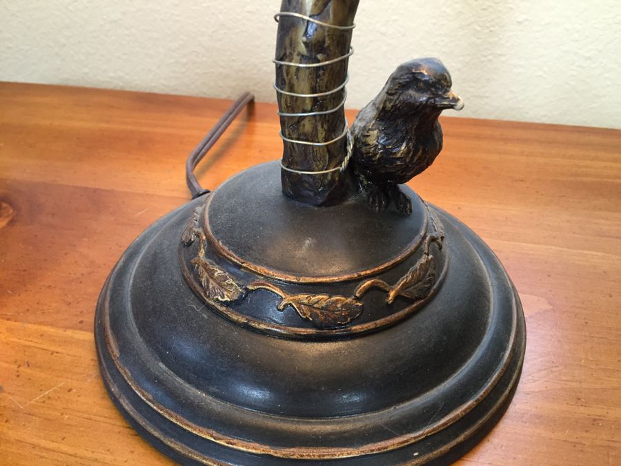 Contemporary Metal Bird Motif Lamp [Photo 4]