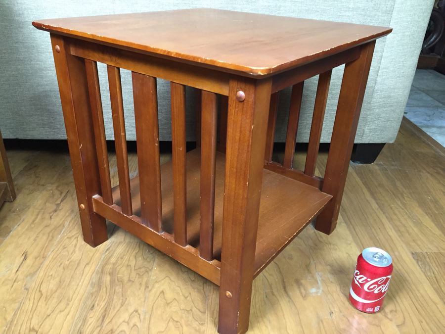 Two-Tier Wooden Side Table [Photo 5]