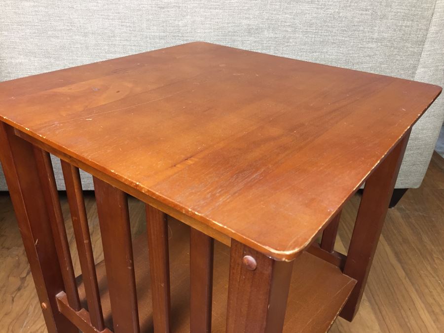 Two-Tier Wooden Side Table [Photo 4]