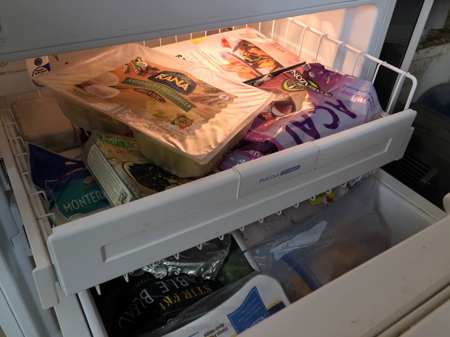 LG Household Refrigerator Fridge Model No. LFC20760SW 02 [Photo 13]