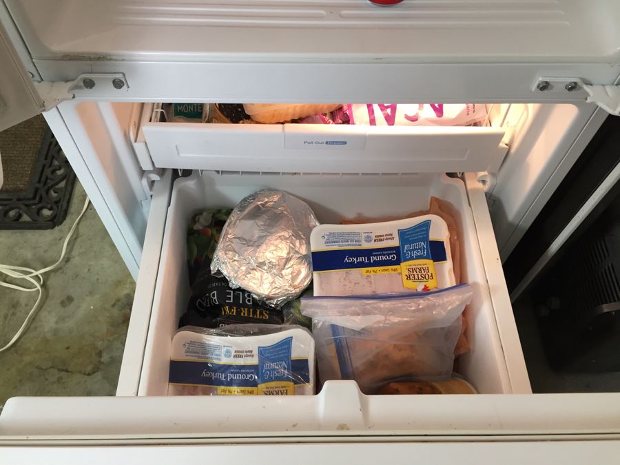 LG Household Refrigerator Fridge Model No. LFC20760SW 02 [Photo 11]