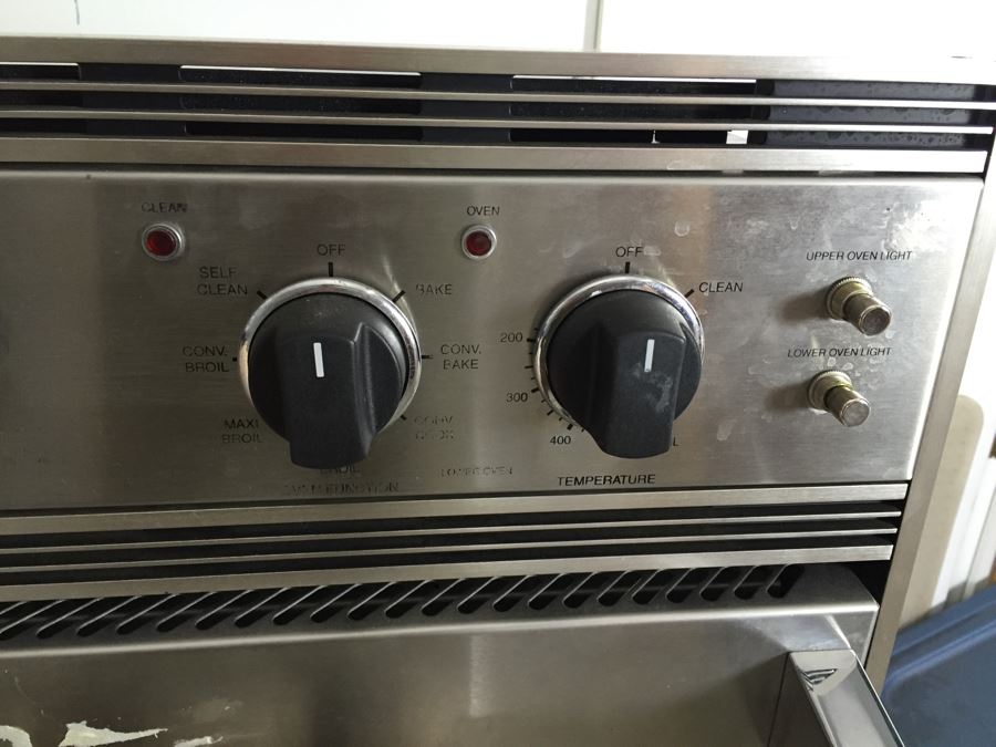 Viking Professional Dual Oven Model No. VEDO205-SS [Photo 8]