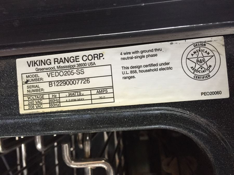 Viking Professional Dual Oven Model No. VEDO205-SS [Photo 4]