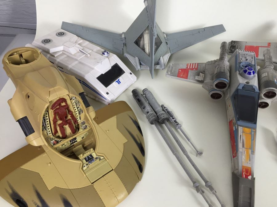 Modern Hasbro Star Wars Toys [Photo 4]
