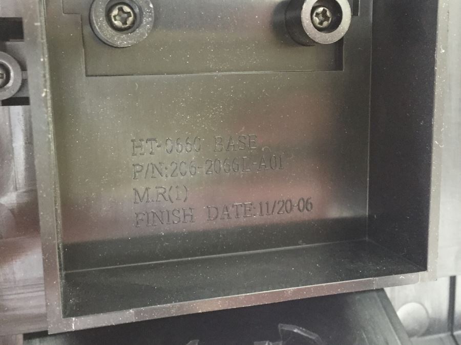 Halo Collectible Helmet With Stand [Photo 5]