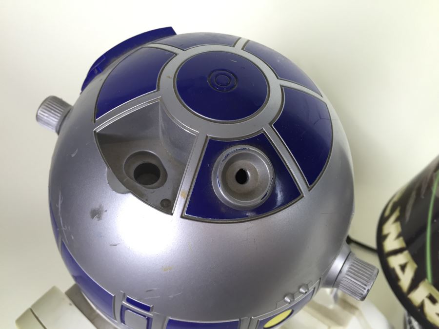 Contemporary Star Wars Lamp And R2-D2 Toy [Photo 11]