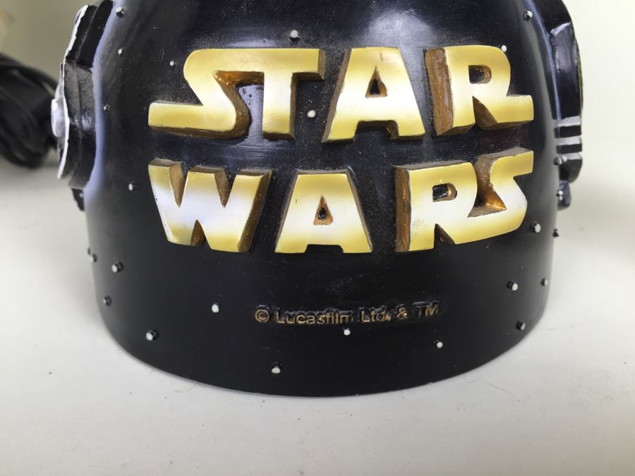 Contemporary Star Wars Lamp And R2-D2 Toy [Photo 6]