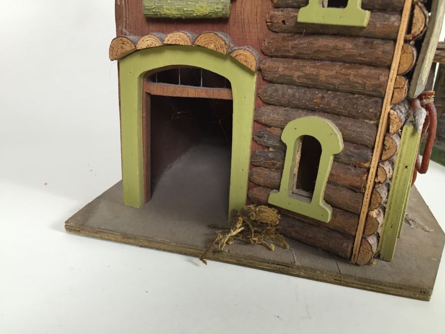 (3) Wooden Crafted Log Cabin Style Bird Houses [Photo 5]