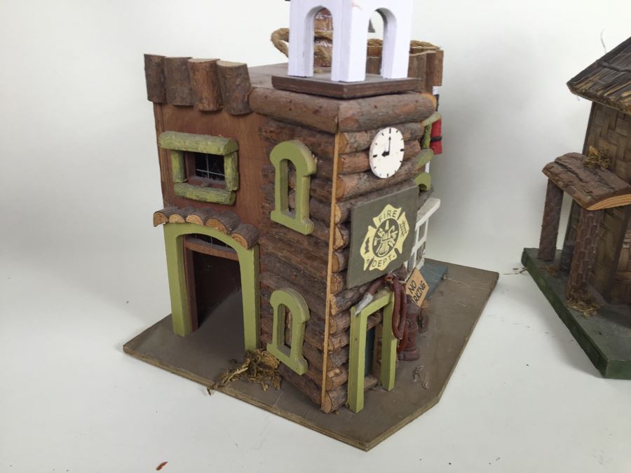 (3) Wooden Crafted Log Cabin Style Bird Houses [Photo 4]