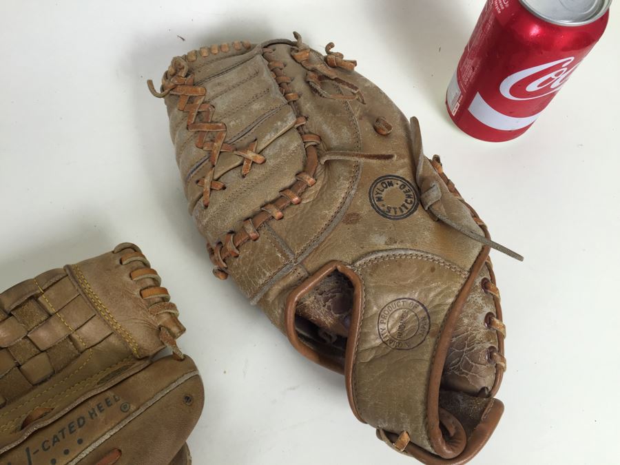 (5) Adult And Kid's Size Baseball Gloves [Photo 5]