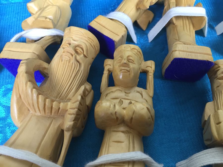 Portable Asian Wooden Chess Set With Brass Accents And Carved Wood Chess Pieces [Photo 22]