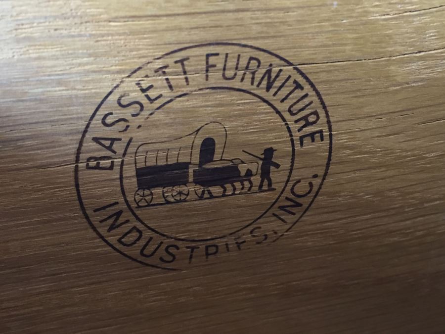 Shabby Chic White Bassett Furniture Dresser With Nightstand And Mirror [Photo 3]