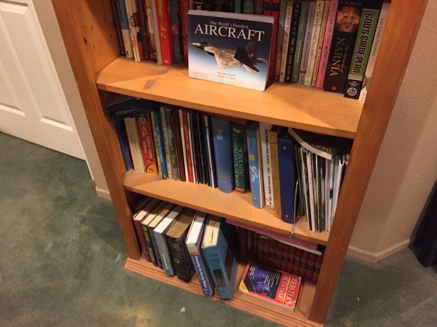 Wooden Pine Bookcase Bookshelf Without Books [Photo 4]