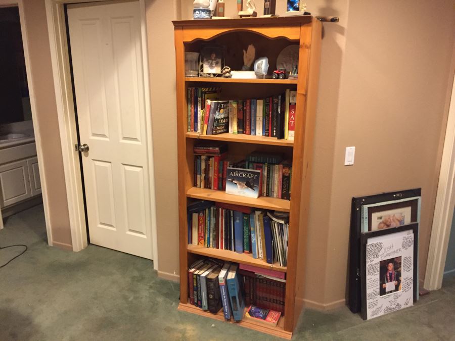 Wooden Pine Bookcase Bookshelf Without Books [Photo 1]