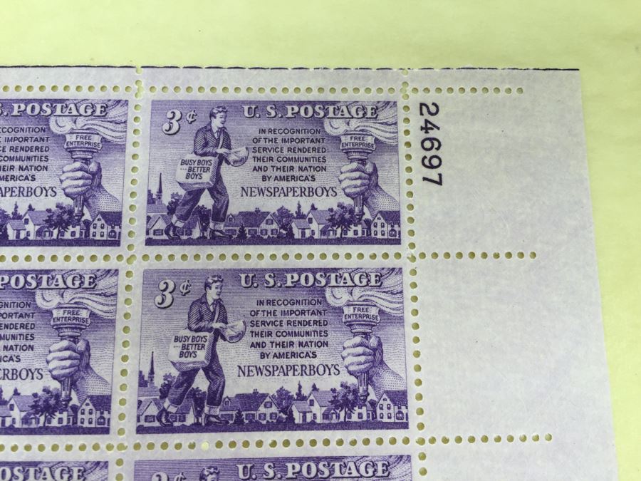 (4) Mint Postage Stamp Sheet 1952 3 Cent Newspaper Boys [Photo 6]