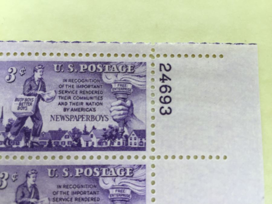 (4) Mint Postage Stamp Sheet 1952 3 Cent Newspaper Boys [Photo 2]