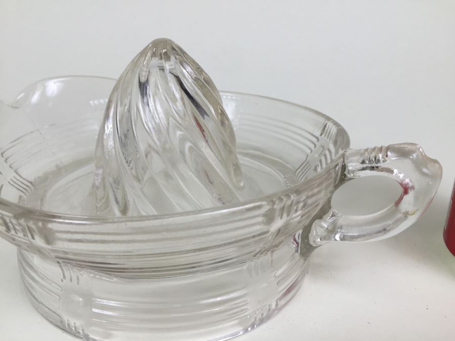 Pair Of Glass Juicers [Photo 6]