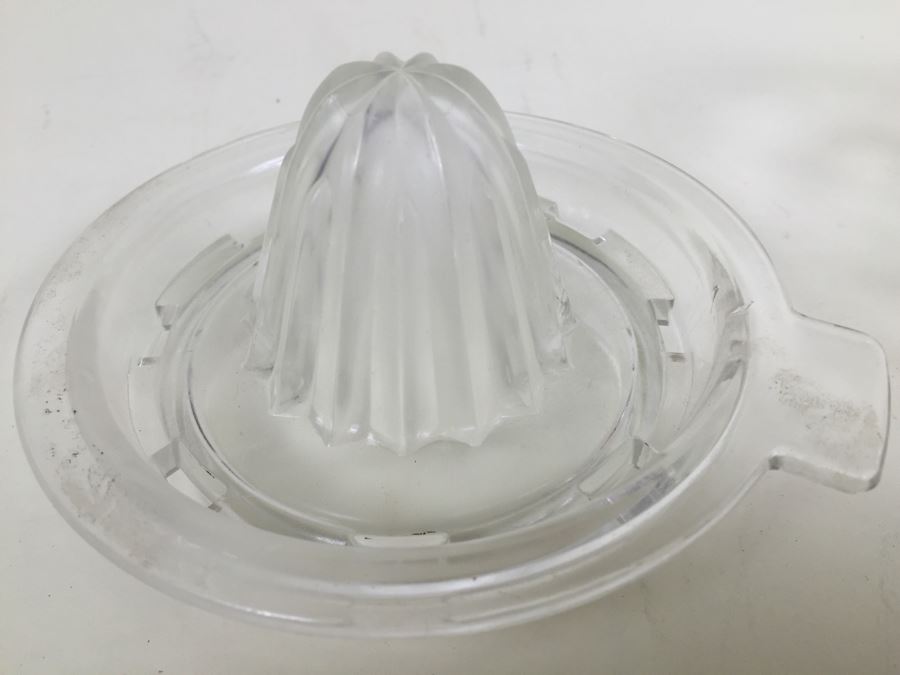 Pair Of Glass Juicers [Photo 7]