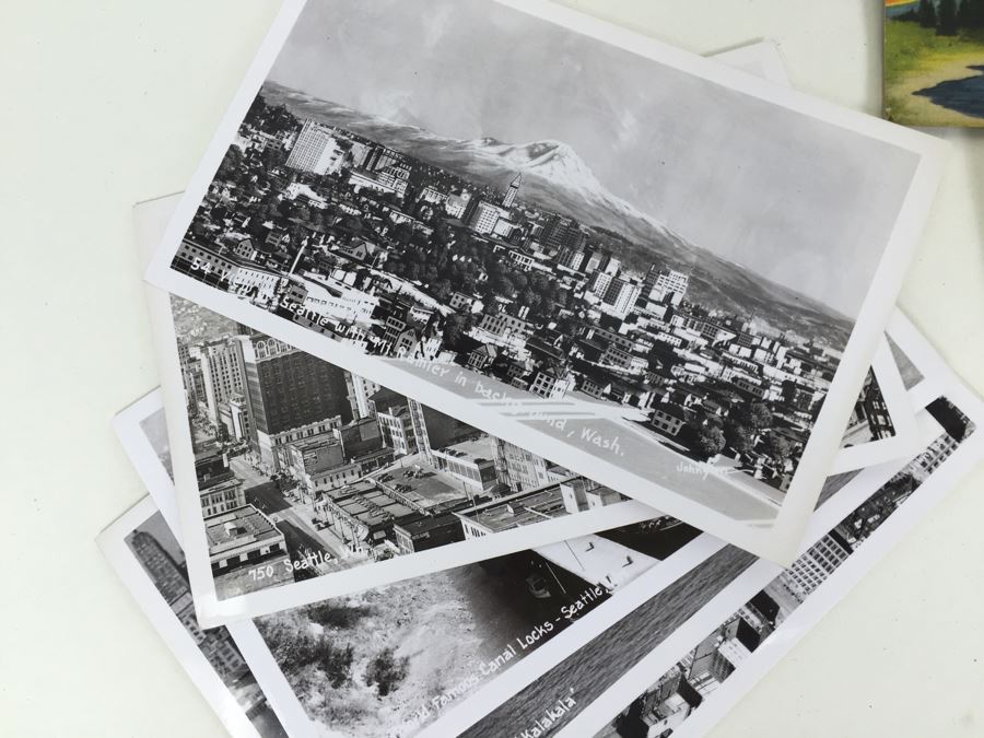 Vintage Collection Of Maps, Tourist Guides, Postcards, Military Photographs And Various Ephemera [Photo 18]