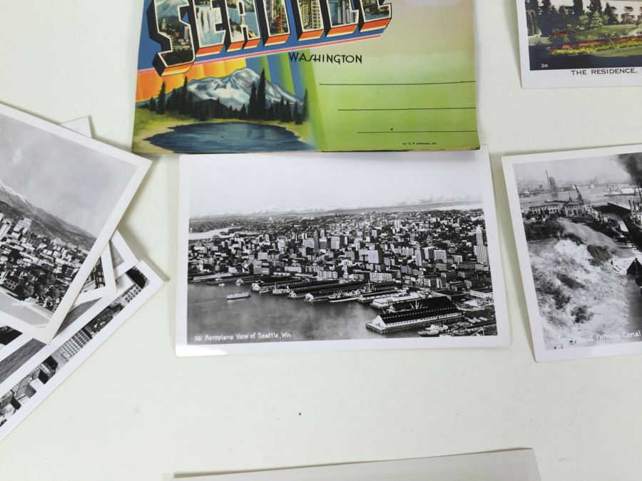 Vintage Collection Of Maps, Tourist Guides, Postcards, Military Photographs And Various Ephemera [Photo 19]